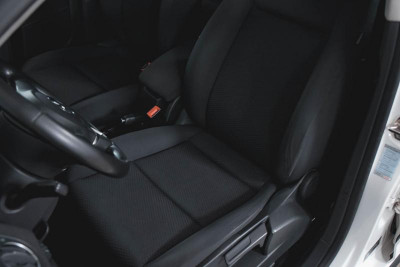Volkswagen Golf 1.2 TSI MT (105 л. с.)