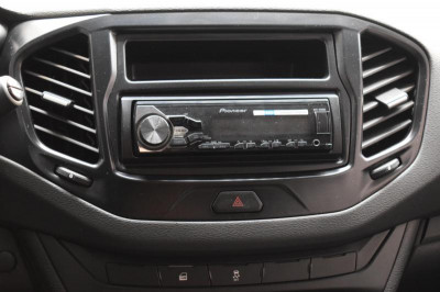 LADA Vesta 1.6 MT (106 л. с.)