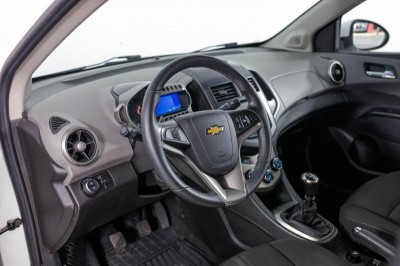 Chevrolet Aveo 1.6 MT (106 л. с.)