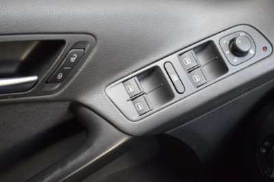 Volkswagen Tiguan 1.4 TSI BlueMotion DSG (150 л. с.)