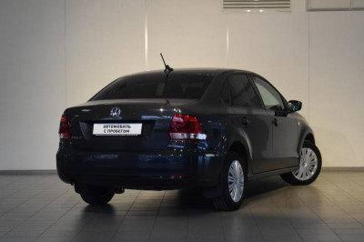 Volkswagen Polo 1.6 MPI MT (110 л. с.) Trendline