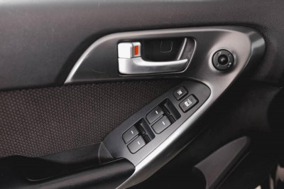 Kia Cerato 1.6 MT (126 л. с.)