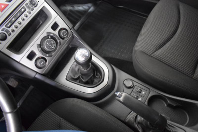 Peugeot 408 1.6 HDI MT (114 л. с.)