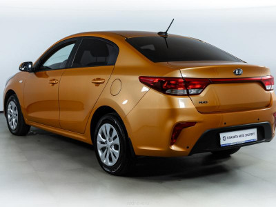 Kia Rio 1.4 MT (100 л. с.)