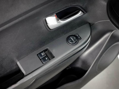 Kia Rio 1.4 AT (107 л. с.)
