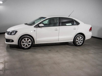 Volkswagen Polo 1.6 MT (105 л. с.)