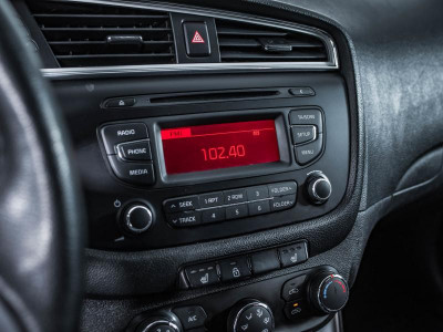 Kia ceed 1.6 MT (130 л. с.)