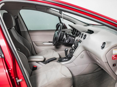 Peugeot 308 1.6 VTi AT (120 л. с.)