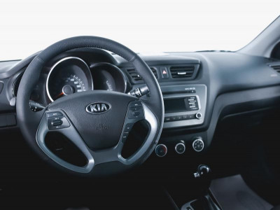 Kia Rio 1.6 AT (123 л. с.)