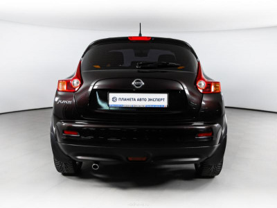 Nissan Juke 1.6 CVT (117 л. с.)