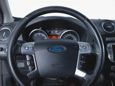 Ford Mondeo 2.3 DurashiftAT (160 л. с.)
