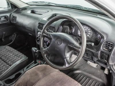 Nissan AD 1.3 AT (87 л.с.)