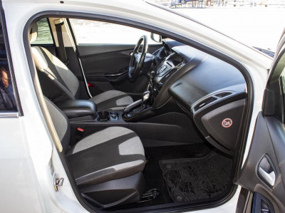 Ford Focus 1.6 PowerShift (105 л. с.)