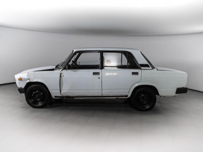 LADA 2105 1.5 MT (71 л. с.)