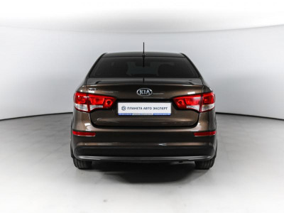 Kia Rio 1.6 MT (123 л. с.)