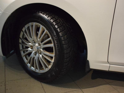 Mazda 3 1.5 SKYACTIV-G AT (120 л. с.)