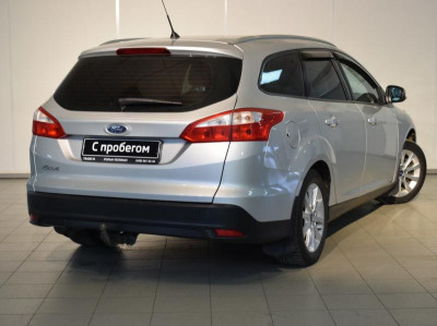 Ford Focus 1.6 MT (105 л. с.)