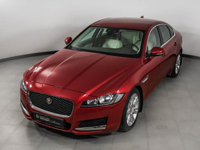 Jaguar XF 2.0 D AT AWD (180 л. с.)
