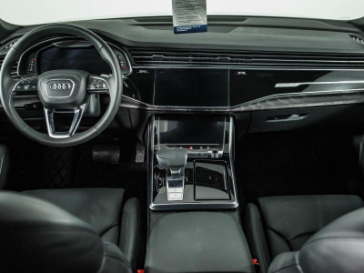 Audi Q8 55 TFSI Tiptronic quattro (340 л.с.)