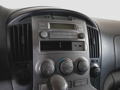 Hyundai H1 2.5 CRDi AT (145 л.с.)