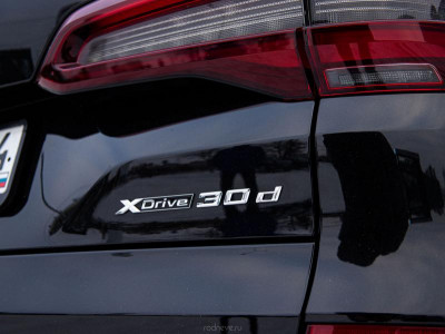BMW Новый X5 xDrive30d Steptronic (249 л.с.)