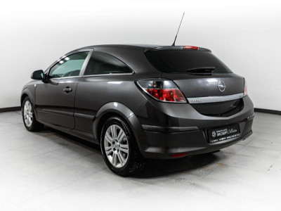 Opel Astra 1.6 Easytronic (115 л. с.)