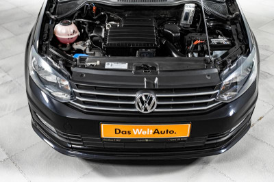 Volkswagen Polo 1.6 MPI MT (110 л. с.)