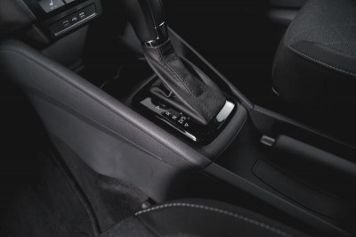 Volkswagen Новый Polo 1.6 MPI AT (110 л.с.) Status
