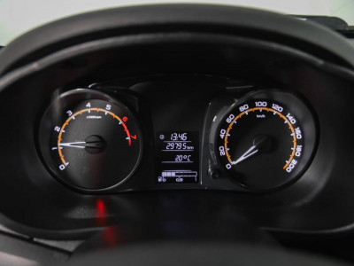 LADA Новая Granta хетчбэк 1.6 MT 16кл (106 л. с.)