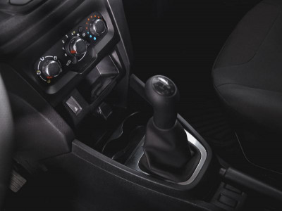 LADA XRAY 1.6 MT (106 л. с.)