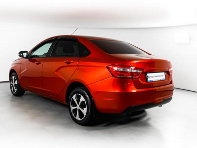 LADA Vesta 1.6 MT (106 л. с.)