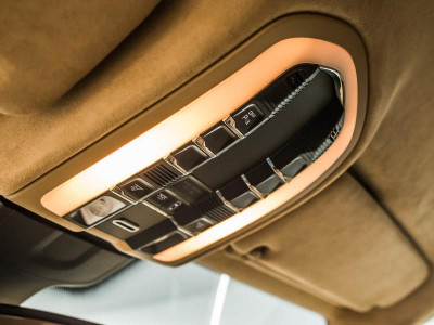 Porsche Cayenne S 4.8 Tiptronic AWD (400 л. с.)