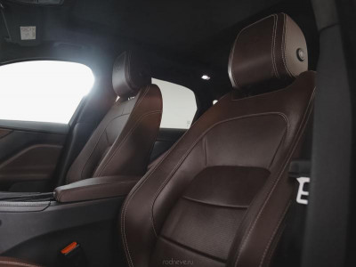 Jaguar F-Pace 3.0 D AT AWD (300 л.с.)