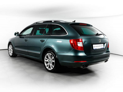ŠKODA Superb 3.6 FSI V6 4x4 DSG (260 л. с.)