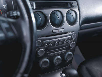 Mazda 6 2.0 AT (141 л. с.)