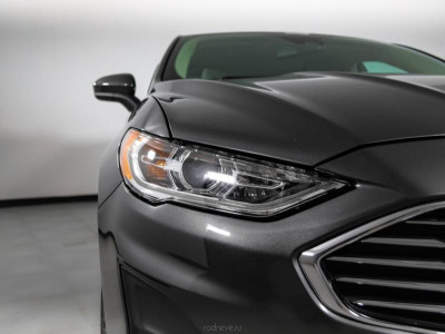Ford Mondeo 2.0 EcoBoost AT (199 л. с.)