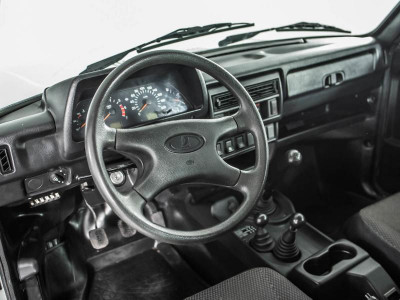 LADA 4x4 3 дв. 1.7 MT 8 кл. (Евро-4) (83 л. с.)