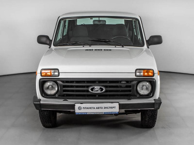 LADA 4x4 3 дв. 1.7 MT 8 кл. (Евро-4) (83 л. с.)