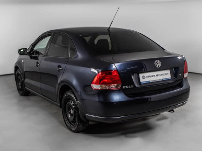 Volkswagen Polo 1.6 MT (105 л. с.)