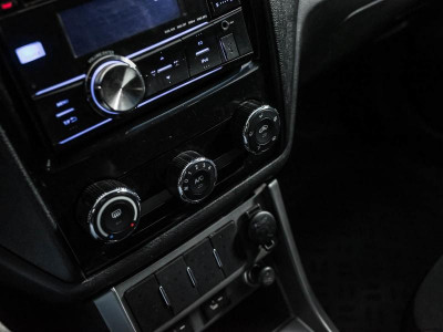 Geely Emgrand EC7 1.8 MT (126 л. с.)