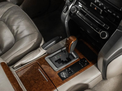 Toyota Land Cruiser 4.6 AT 4WD (7 мест) (309 л. с.)
