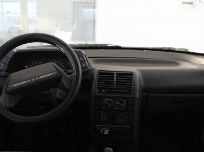 LADA 2110 1.6 MT 21104 (89 л. с.)