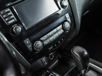 Nissan Qashqai 2.0 CVT AWD (144 л. с.)