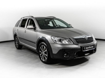 ŠKODA Octavia 1.8 TSI MT (152 л. с.)