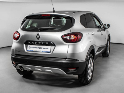 Renault Kaptur 1.6 MT (114 л. с.)