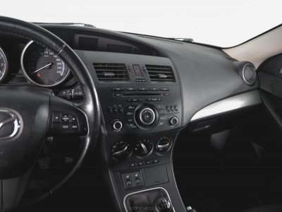 Mazda 3 1.6 MT (105 л. с.)
