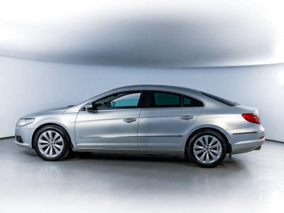 Volkswagen Passat CC 2.0 TDI MT (140 л. с.)