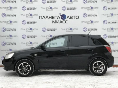 Kia Rio 1.4 MT (97 л. с.)