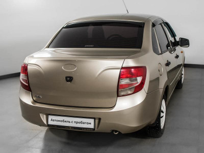 LADA Granta седан 1.6 MT 8кл (87 л. с.)
