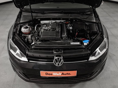 Volkswagen Golf 1.2 AT (105 л.с.)